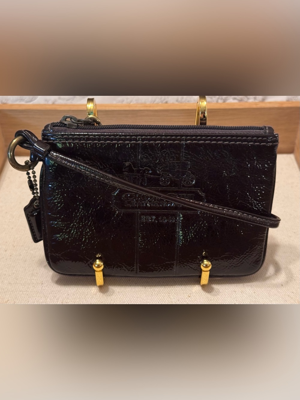 Coach Brown Patent Leather Wristlet Card Case With Tattersall Interior